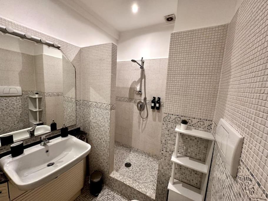 Luxurious Flat Close To The Vatican/Metro โรม ภายนอก รูปภาพ